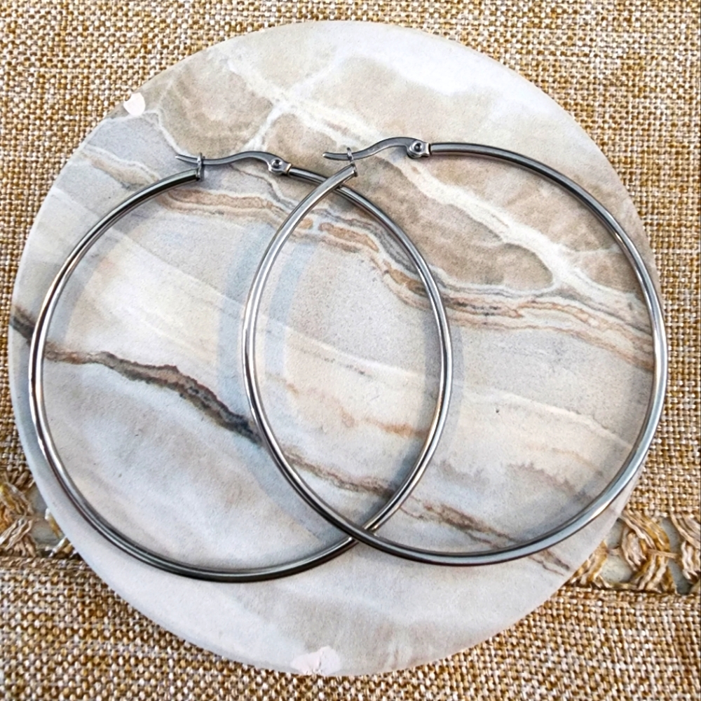 18mm Large Silver Hoop Earrings